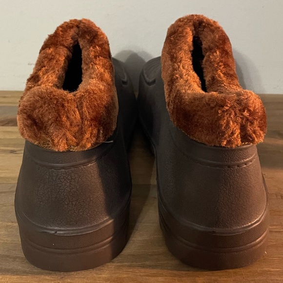 Swiss Wear Limited Edition Fur Insulated Water Repellent Slip On Boots Size 11 - Picture 4 of 5